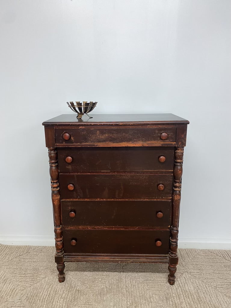 Five Drawer Spindle Dresser Chest