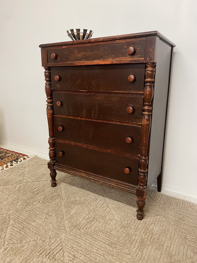 Five Drawer Spindle Dresser Chest