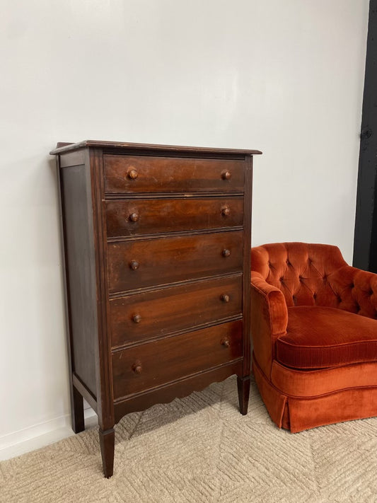 Five Drawer Scalloped Skinny Dresser Chest